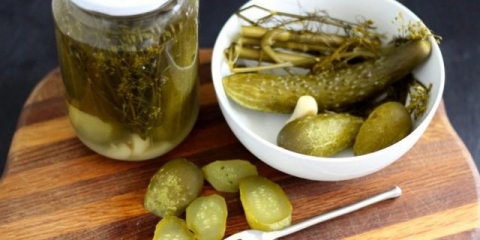 Kiseli krastavci na poljskom: recepti za zimu